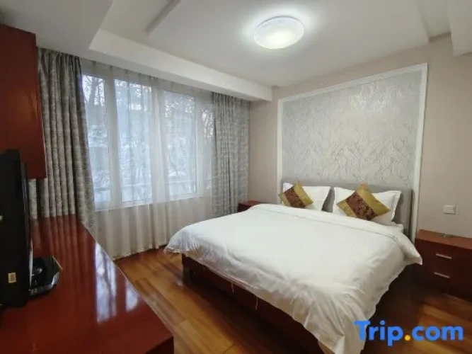 2 Bedrooms Suite