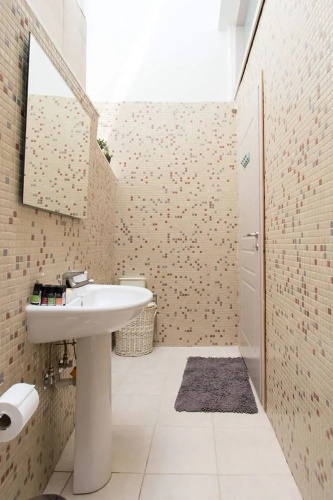 Agora Suites