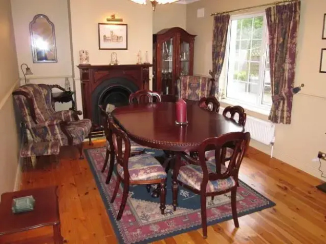 Abbeyvale House Bed and Breakfast