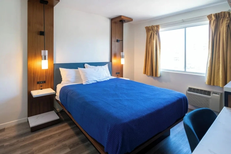 Standard Double room with balcony and with view