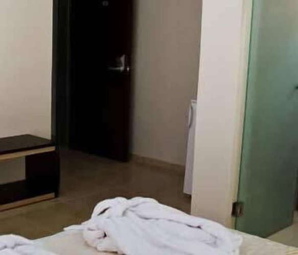 RG Status Hotel