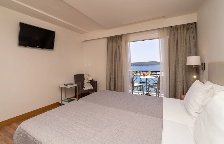 Karalis City Hotel
