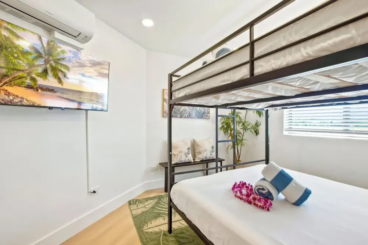 2BR/2BA Oceanfront Condo in Maui Sunset