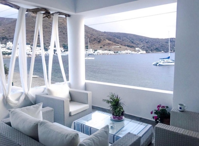 1 Bedroom Apartment with sea view