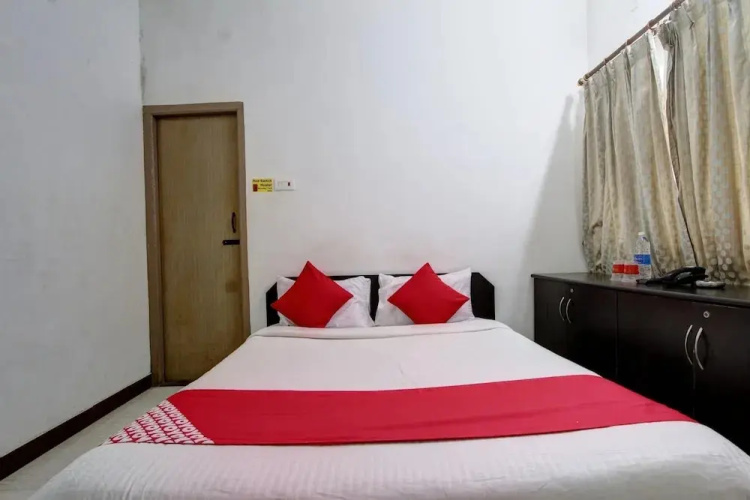 Sky Hotels by OYO Rooms