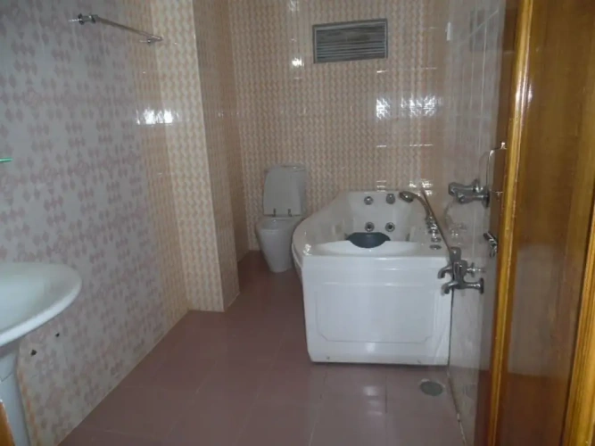 Family Suite with land view