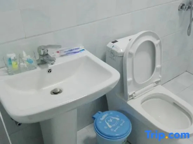 Henghe Hostel