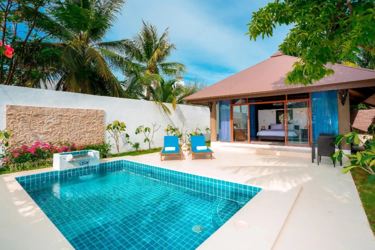 3 Bedrooms Villa with balcony