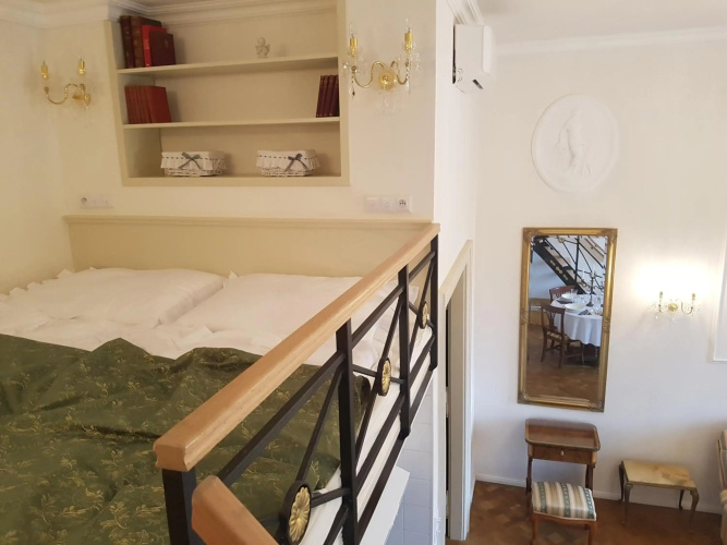 Charles apartment