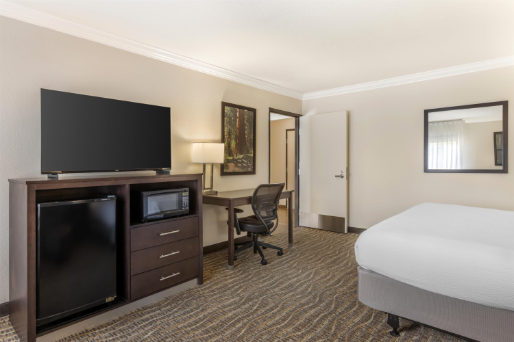 Best Western Town & Country Lodge photo 7