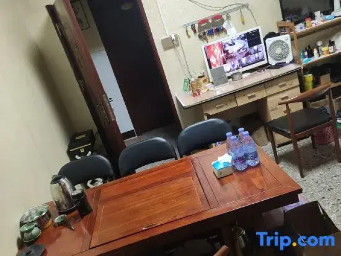 Yaxing Apartment with Elevator