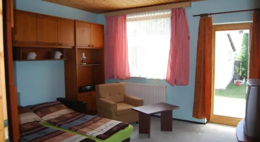 Pension Lipot