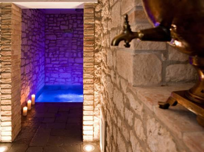 Castello Di Montignano Relais & Spa