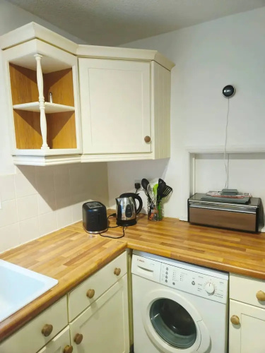 Egremont 2-br Flat With Free Parking & Wi-fi