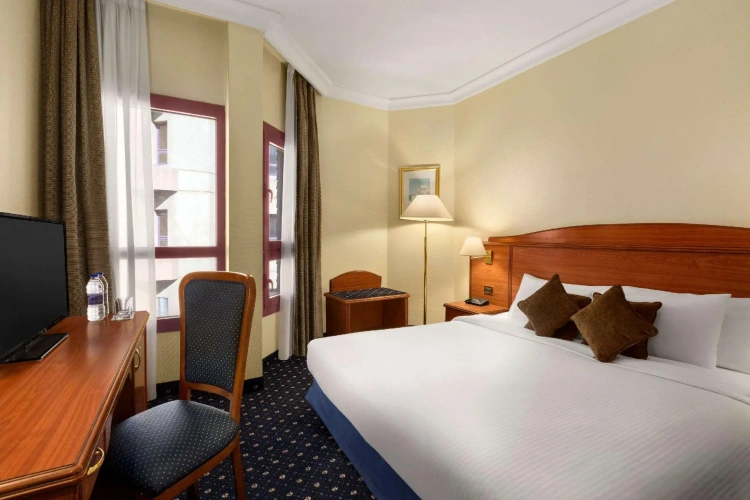 Quadruple Suite