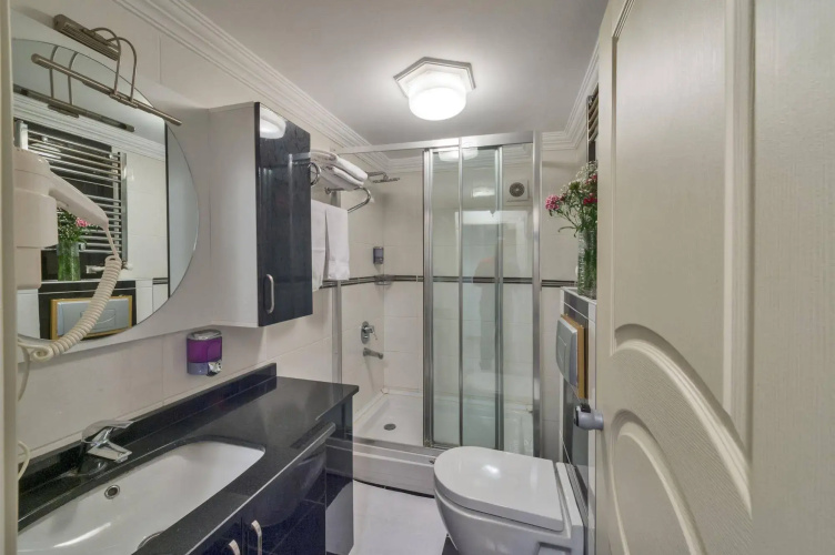 Istanbul Garden Suite