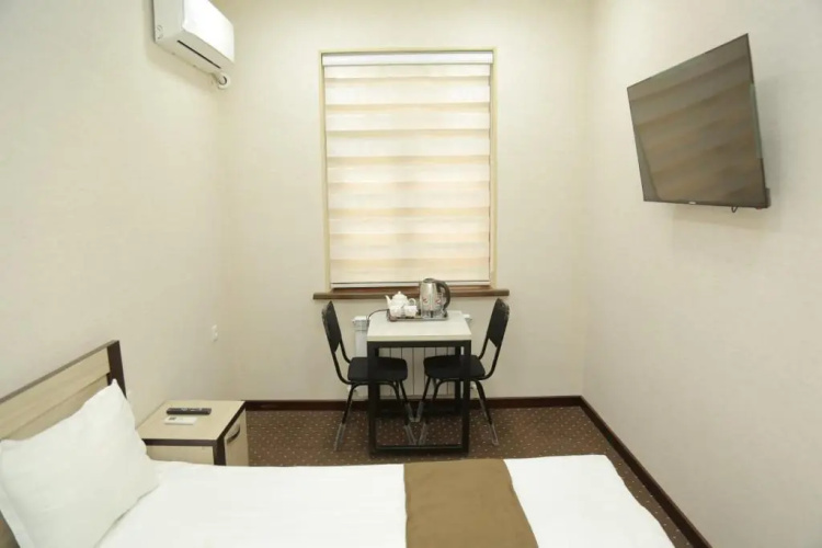 Premium Hotel 777