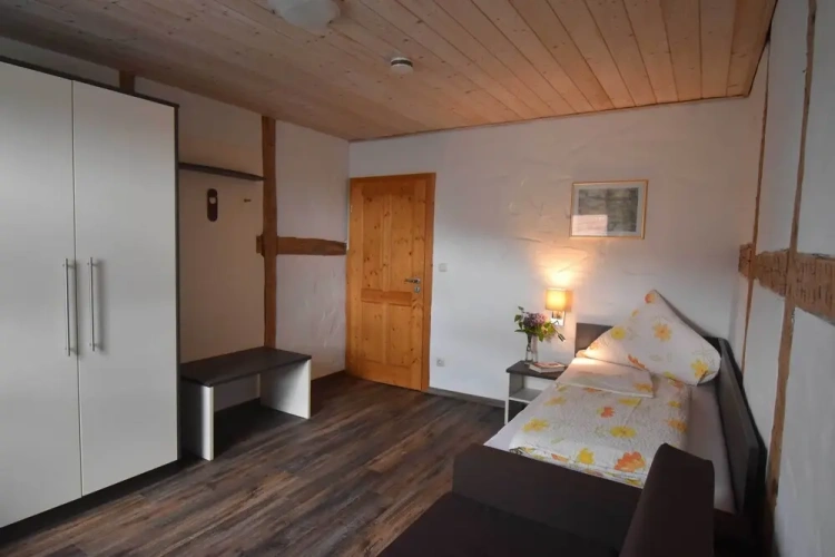 Classic Single room