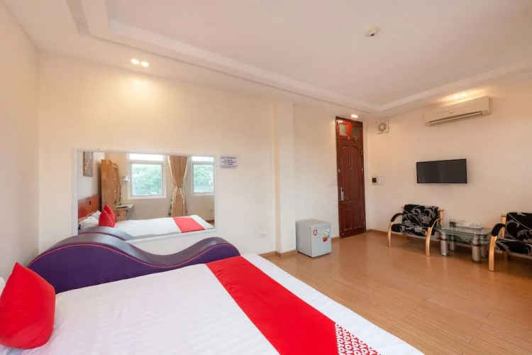 OYO 472 Lenka Hotel