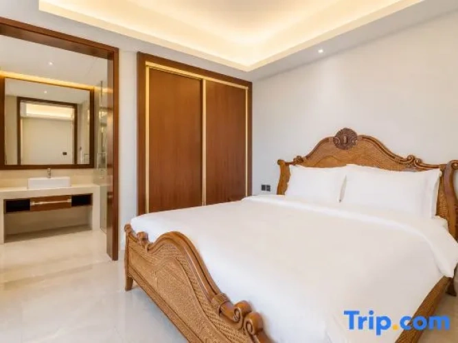 2 Bedrooms Single Suite with sea view