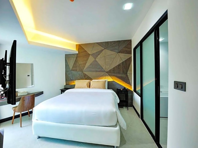 1 Bedroom Suite