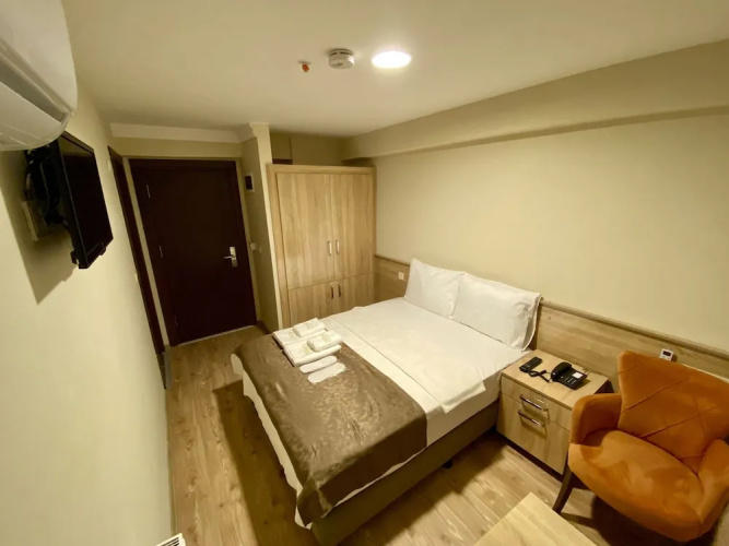 Grand Life Hotel