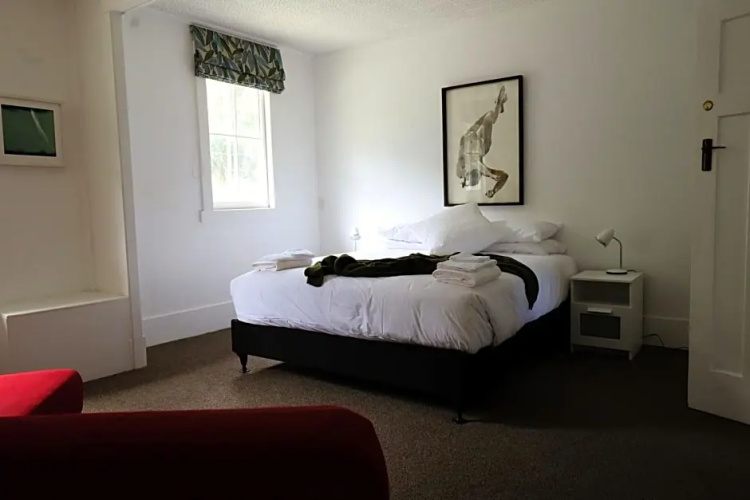 Muriwai Lodge