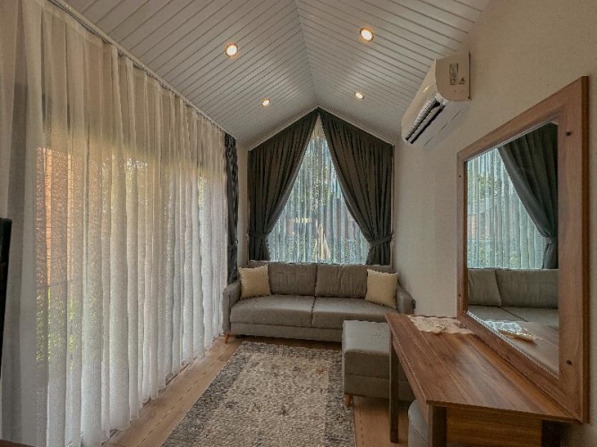Standard Single room with garden view