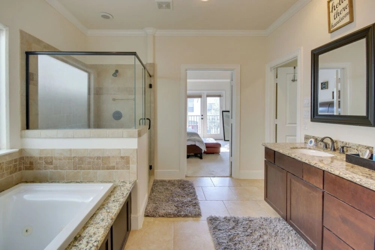 3 Bedrooms Cottage