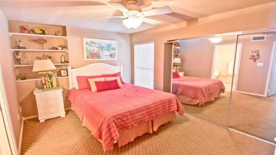 216 - 2 Br Condo