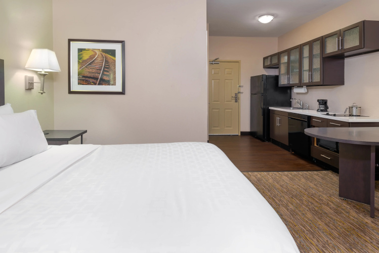 Candlewood Suites Athens by IHG