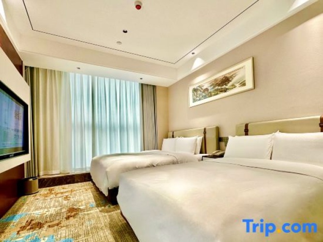 Twin Suite with river view