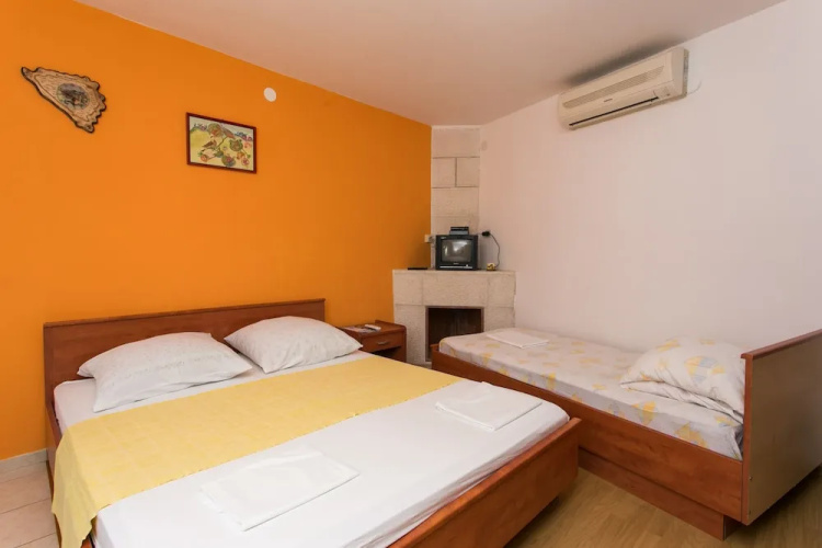 Apartments Djurkovic