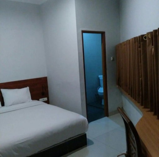 7 Dream Hotel