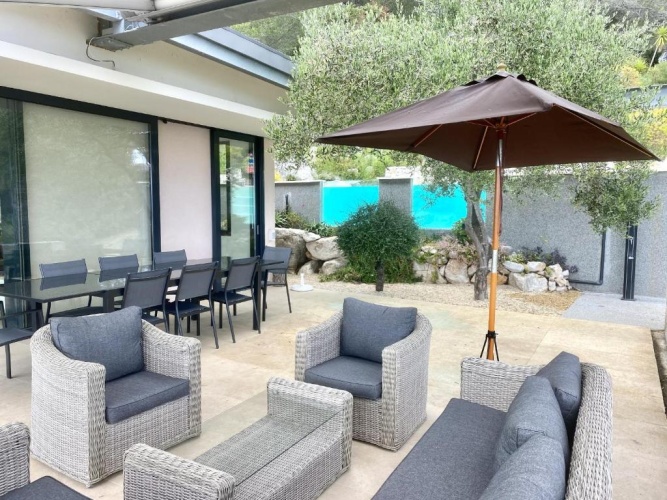 Deluxe Villa