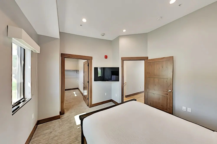 1121ddre 2 Bedroom Condo