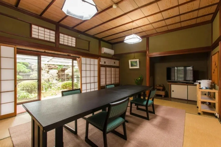 Standard Family room