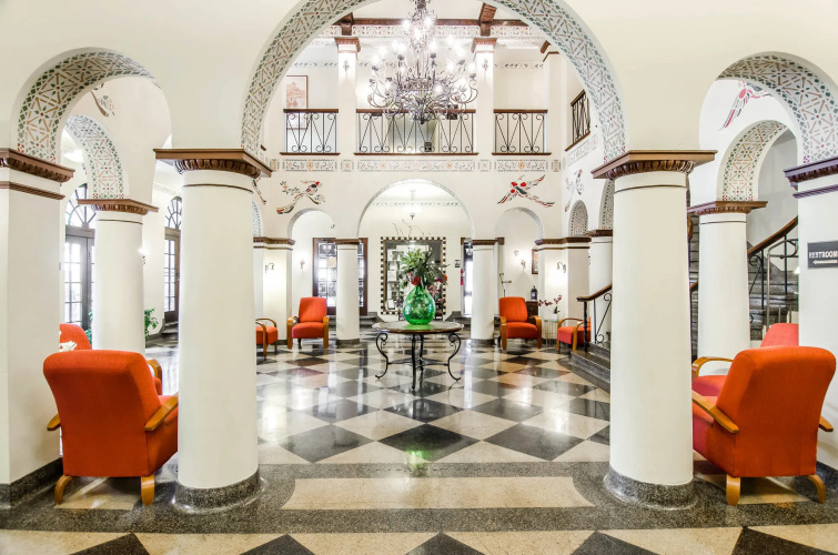 Hotel Seville