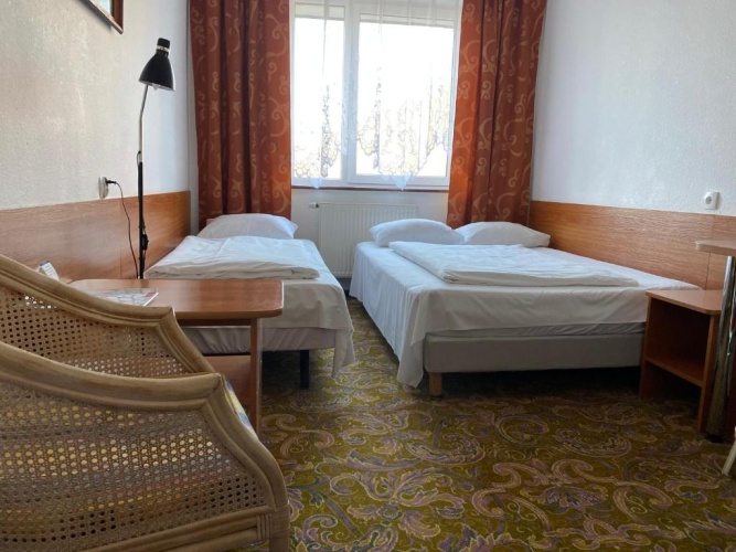 Standard Twin room with view