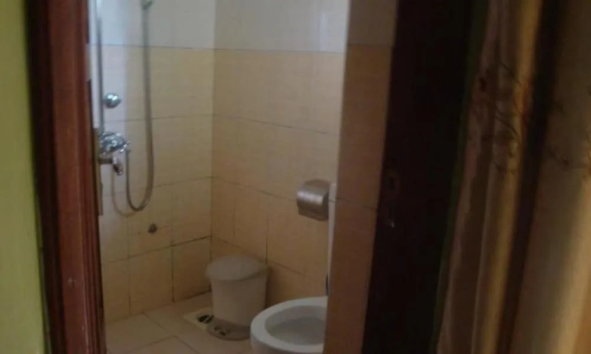 Eastern Route Hotel Kireka