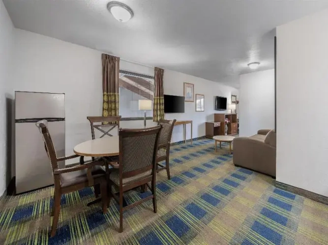 Quadruple Suite