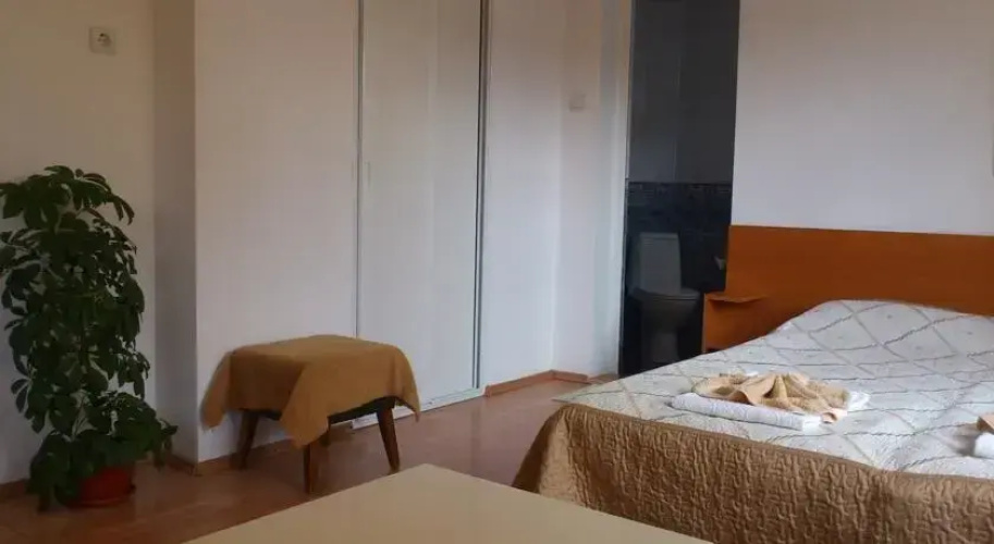 Guest House Stoletnika