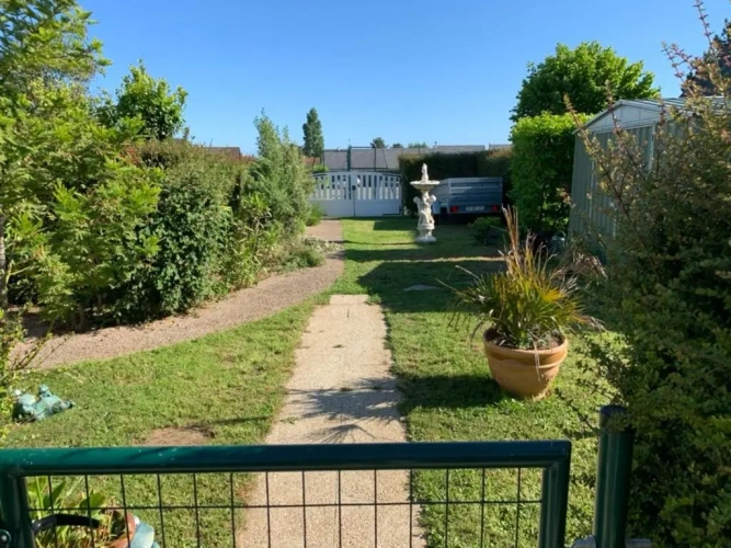 2 Bedrooms Cottage