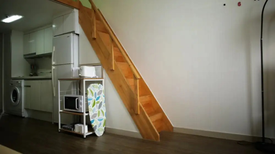 Modern Studio