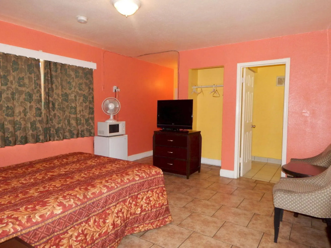 M B Motor Inn