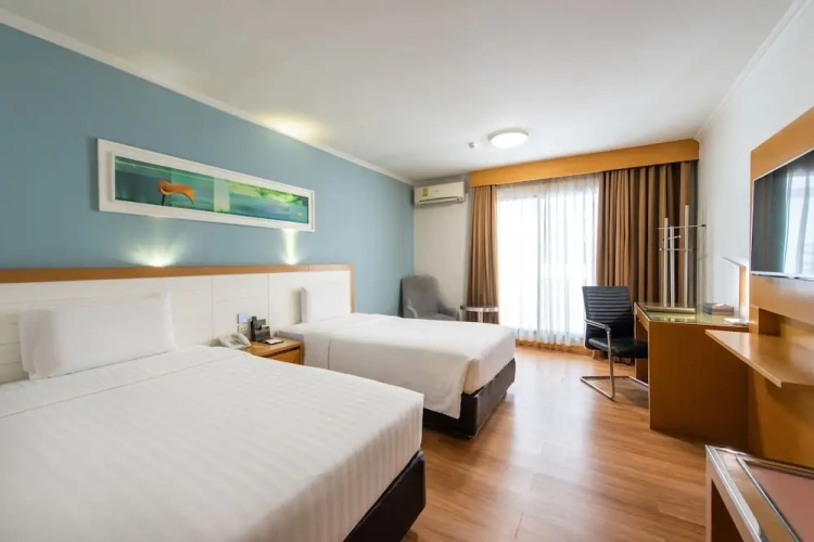 Superior Twin room with balcony