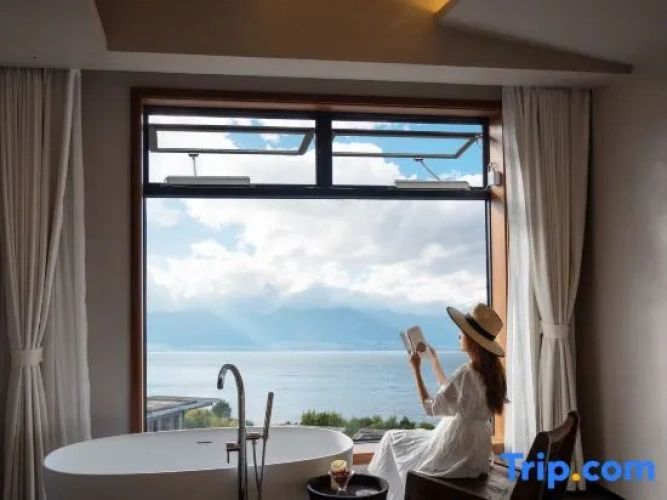 1 Bedroom Suite with sea view