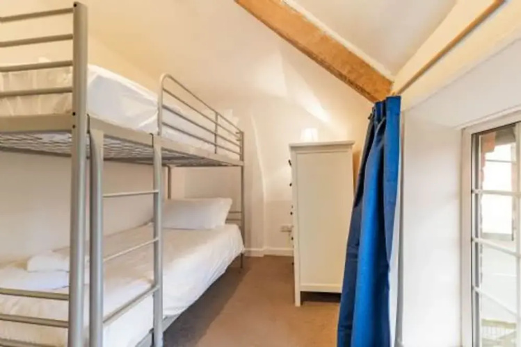 Host Stay 1 Ruscon Cottage