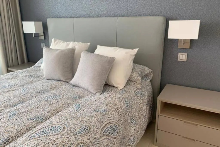 New and modern apartment on the beach 527