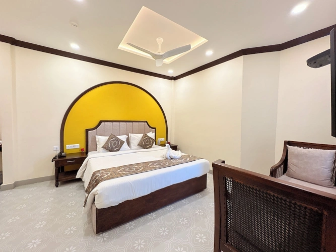 Superior Double room with partial sea view